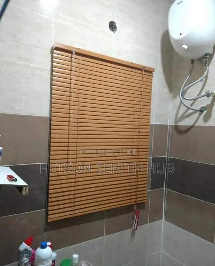 Standard Venetian Blinds
