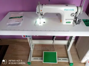 Hudong Industrial Sewing Machine. Model 8500/8600/8700
