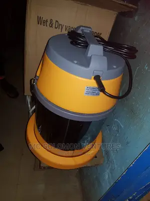 Wet and Dry Vacuum Cleaner 20litre