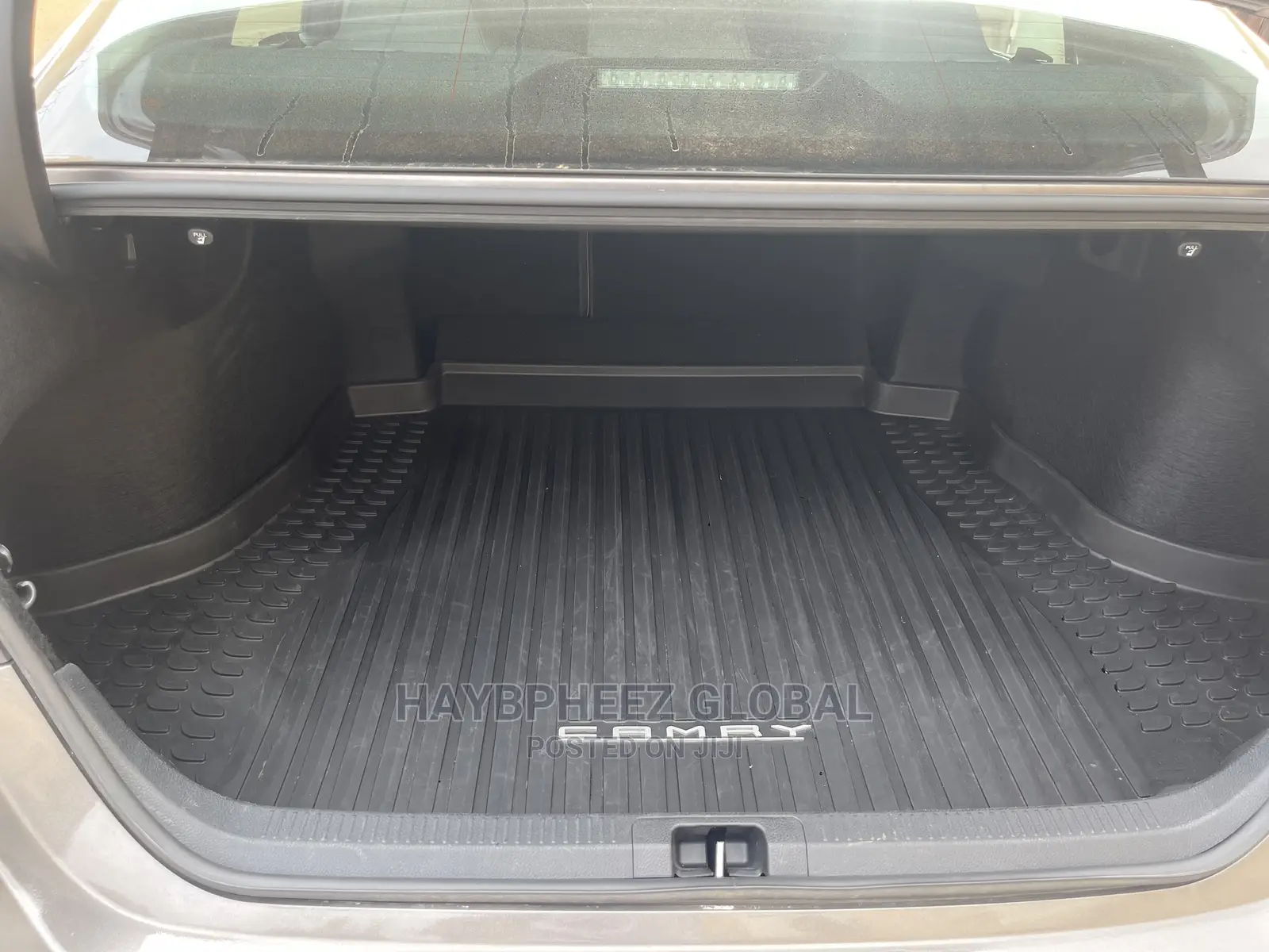 Toyota Camry 2018 Gray