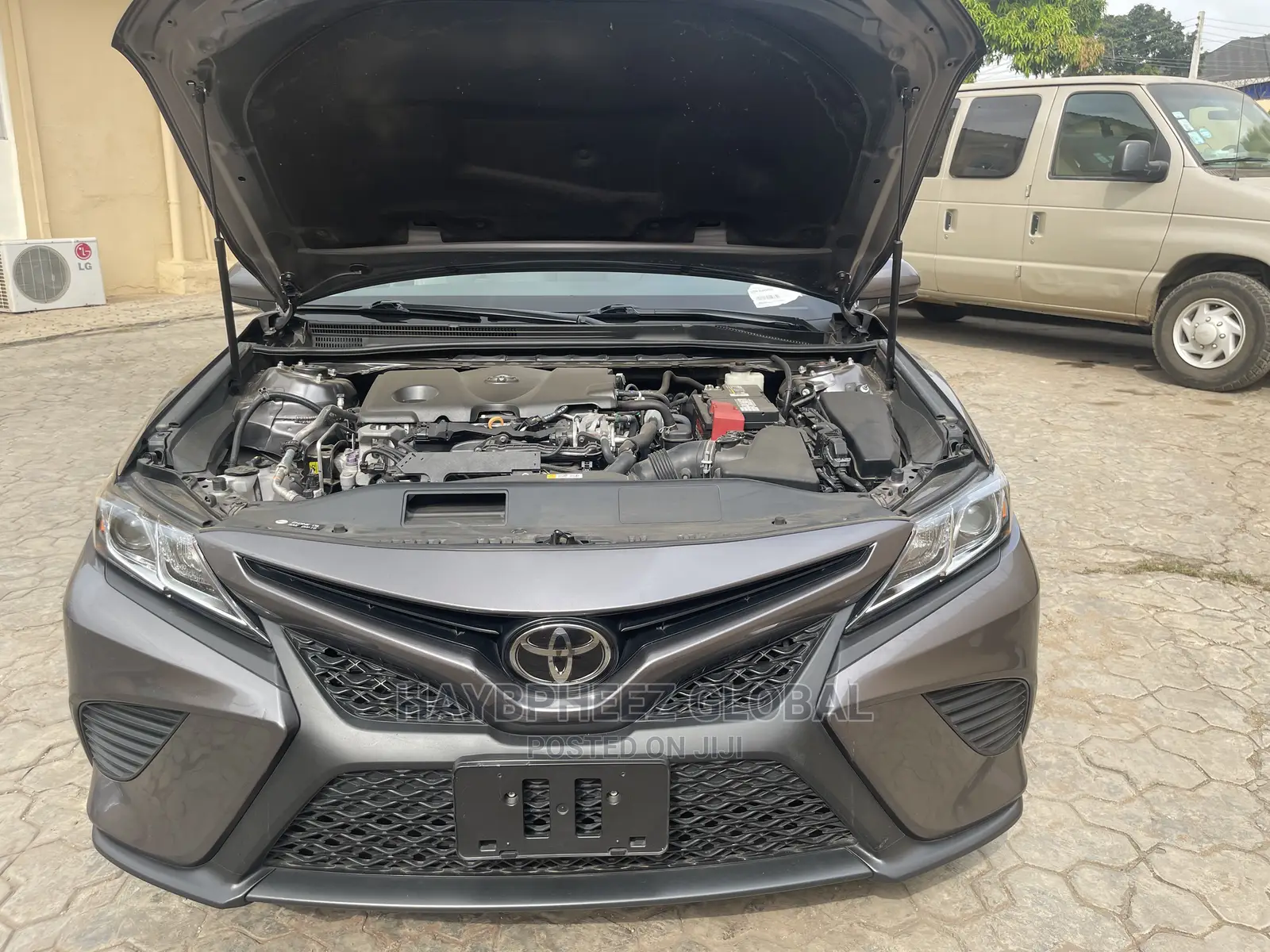 Toyota Camry 2018 Gray