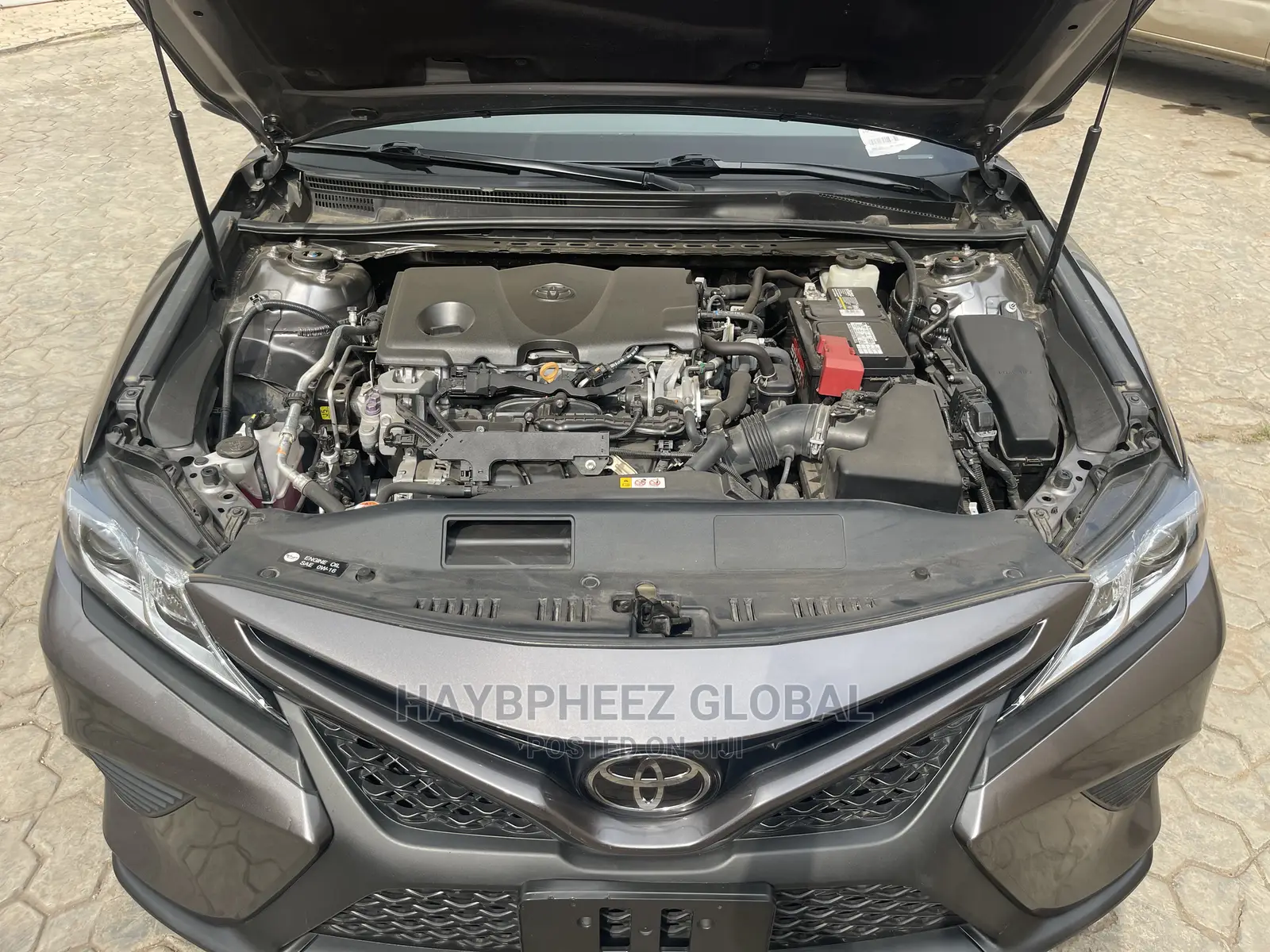 Toyota Camry 2018 Gray