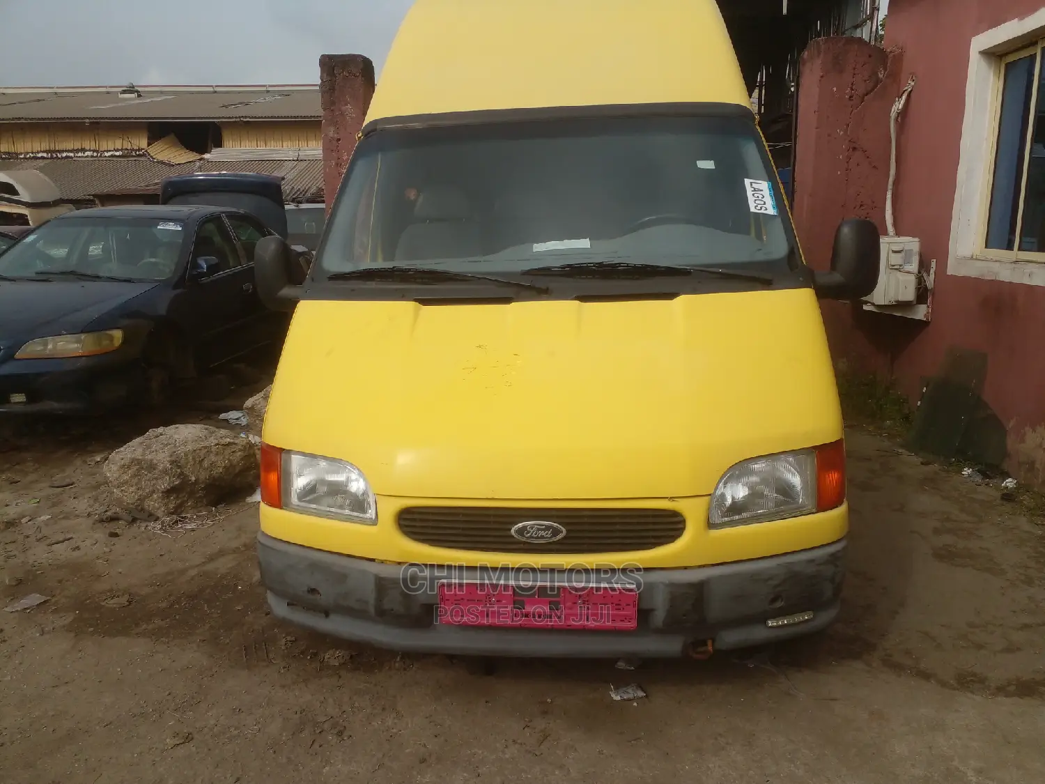 Ford Transit 2005 Yellow