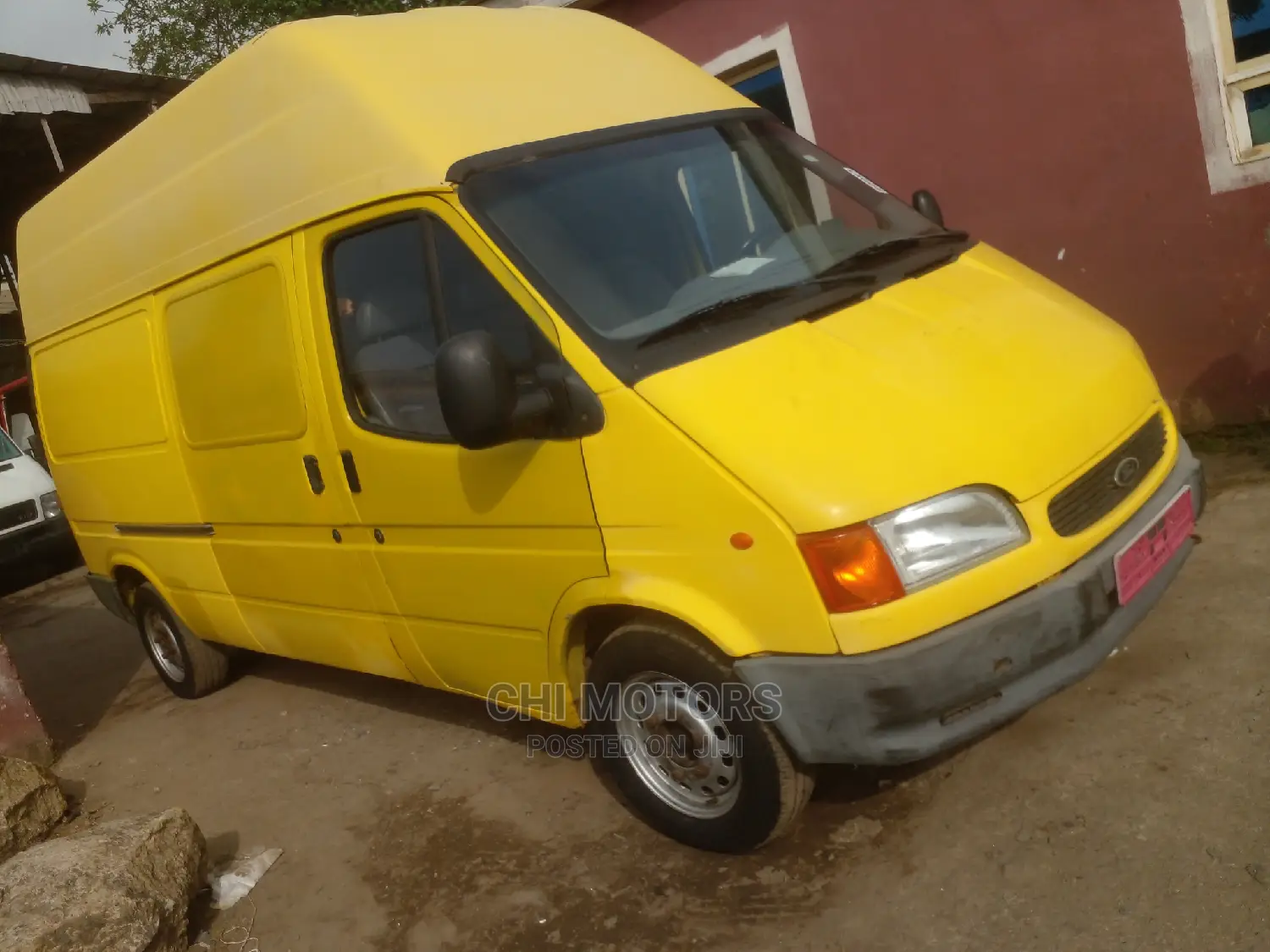 Ford Transit 2005 Yellow