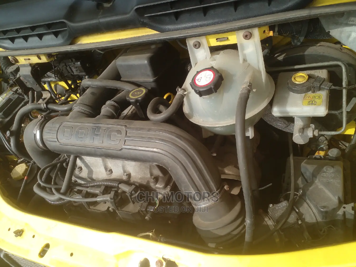 Ford Transit 2005 Yellow