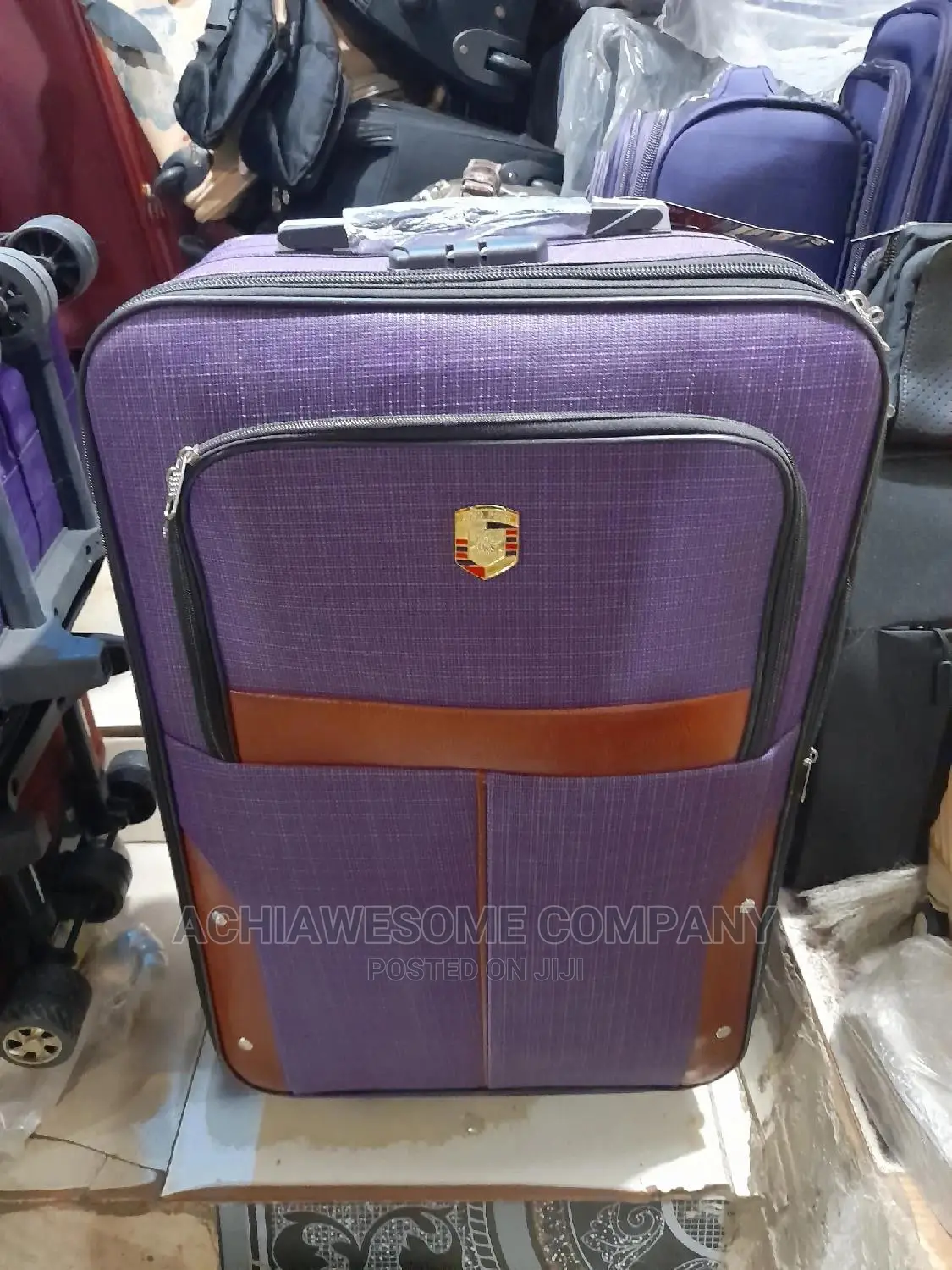 Two Wheels Travelling Box