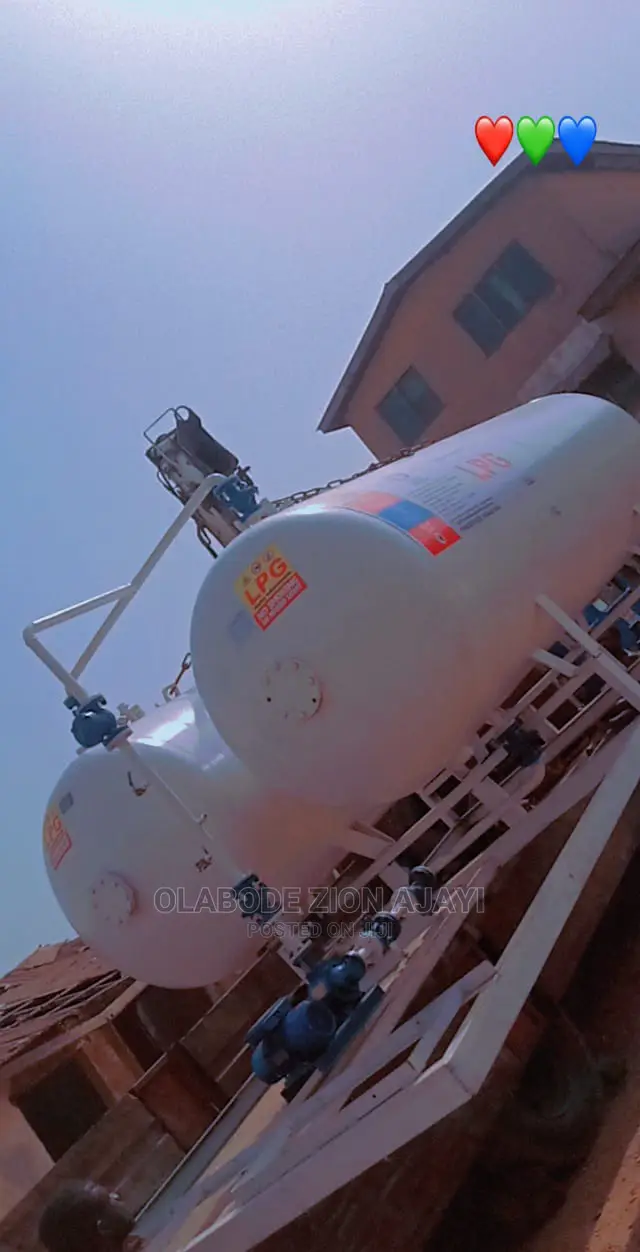 Complete Installation of 5tons(2.5tons ×2) With 2 Dispenser