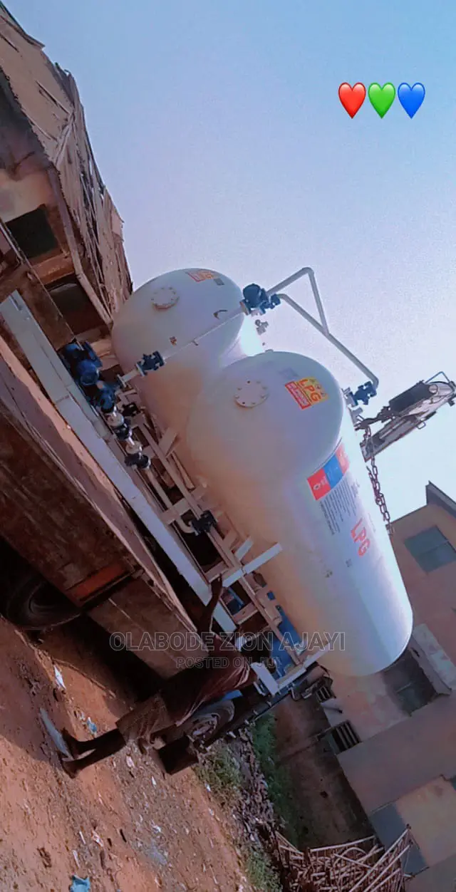Complete Installation of 5tons(2.5tons ×2) With 2 Dispenser