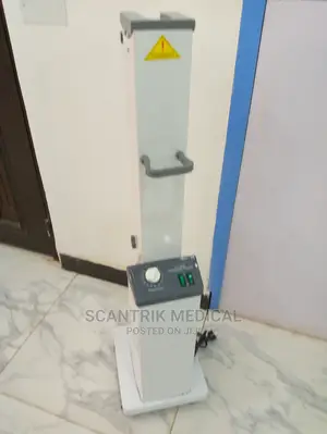 Ultraviolet Rays Uv Light Disinfection/Sterilizer Trolley