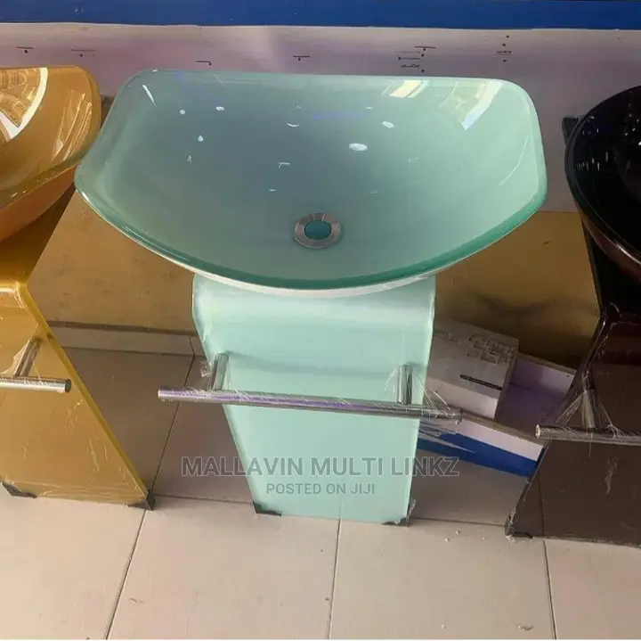 Glass Dinning Basins With Mirrors