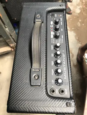Fender Mustang1 Combo