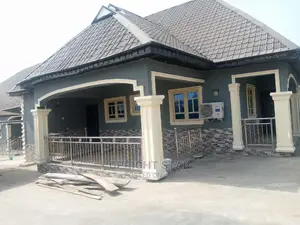 Furnished 2bdrm Bungalow in Agunbelewo Area, Osogbo for rent