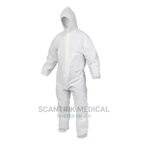 Breathable 100% Polypropylene Disposable Coverall Suit