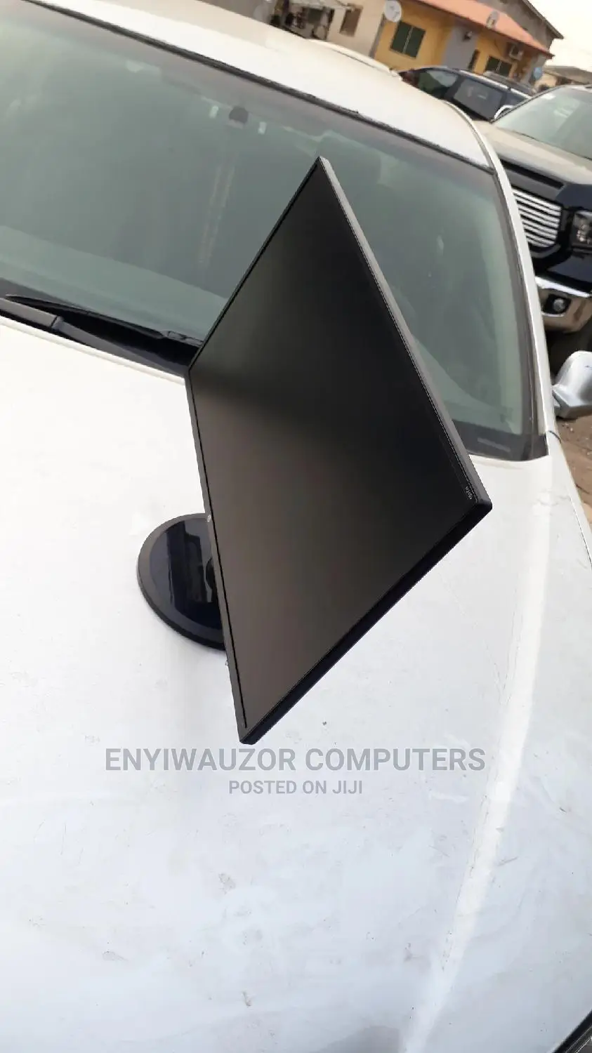 HP Monitor 24inches