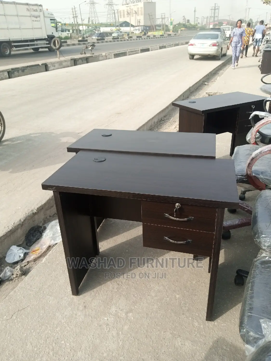 3ft Office Table With Drawers