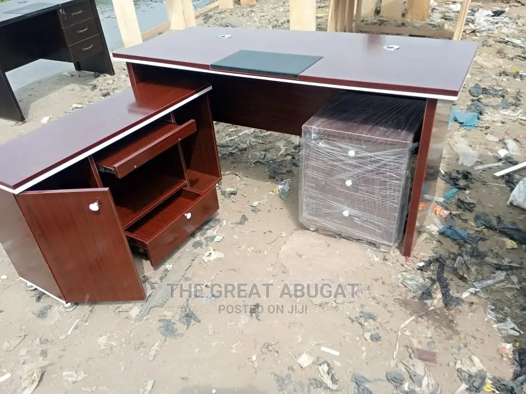 Executive Office Table With Extension
