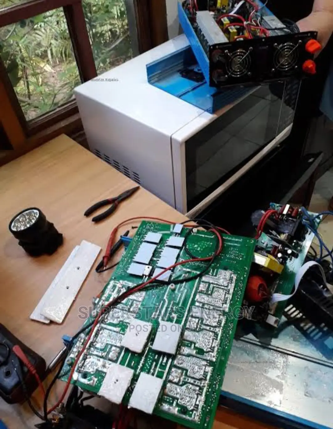 Inverter Solar Battery Repair Maintenance