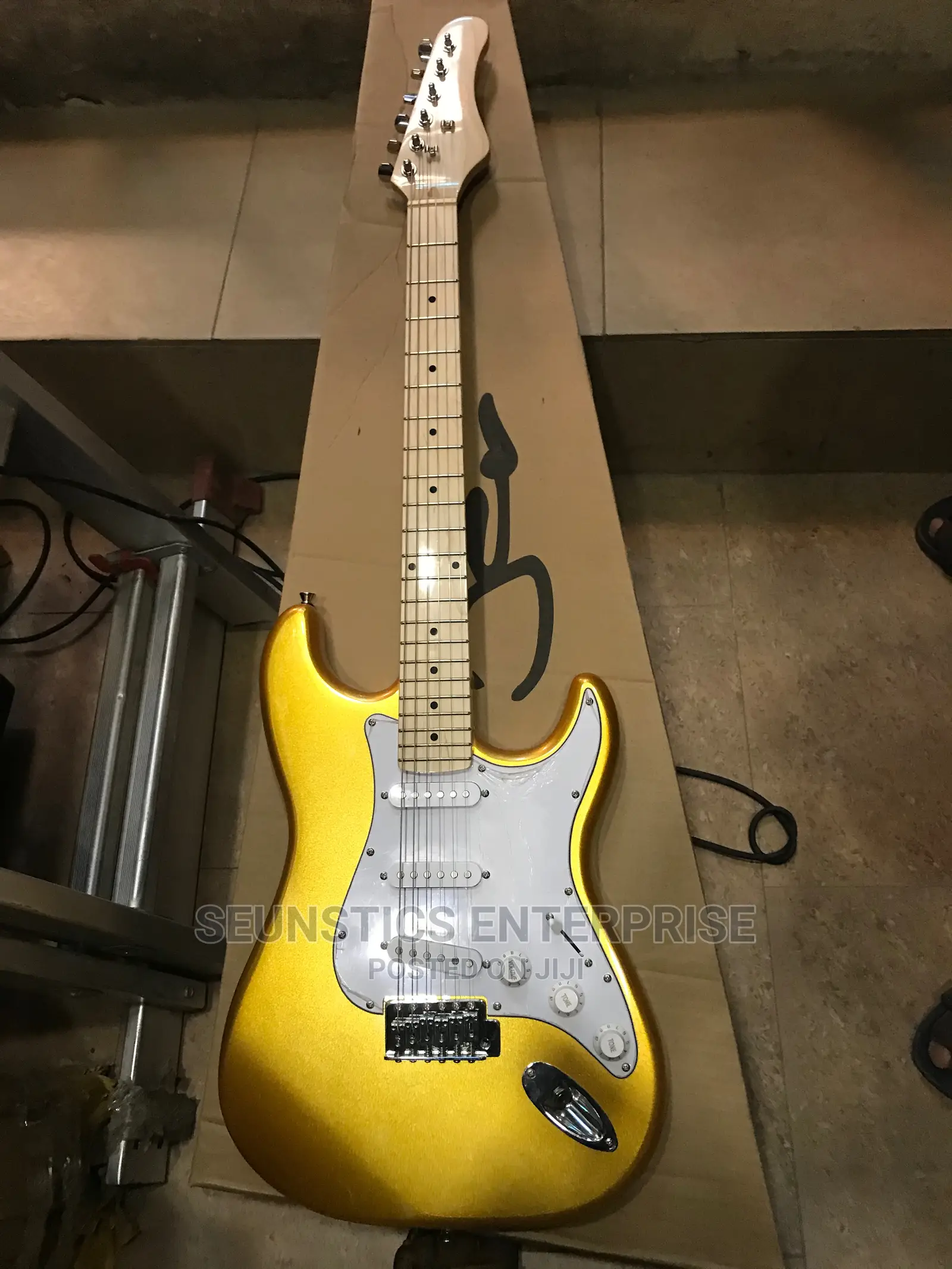 Smiger Lead Guitar