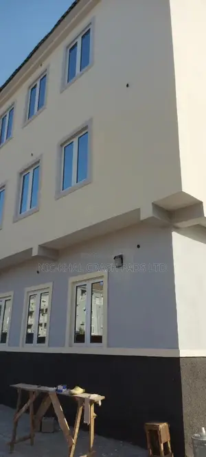 3bdrm Block of Flats in Jahi for Rent