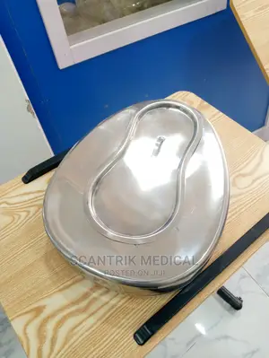 Bed Pan for Disable Patient
