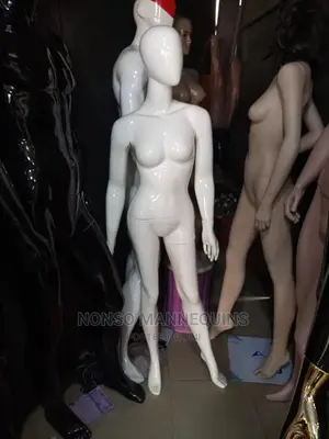Faceless Fibre Female Glossy White Mannequin