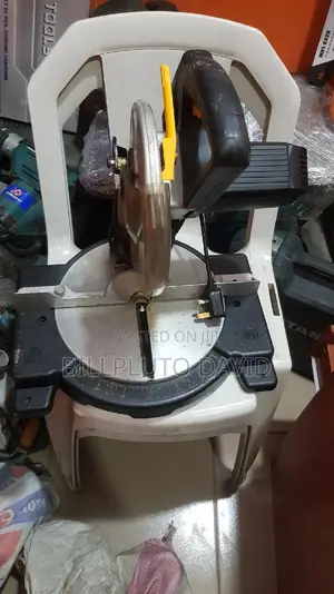 Different Sizes Of Mitre Saw