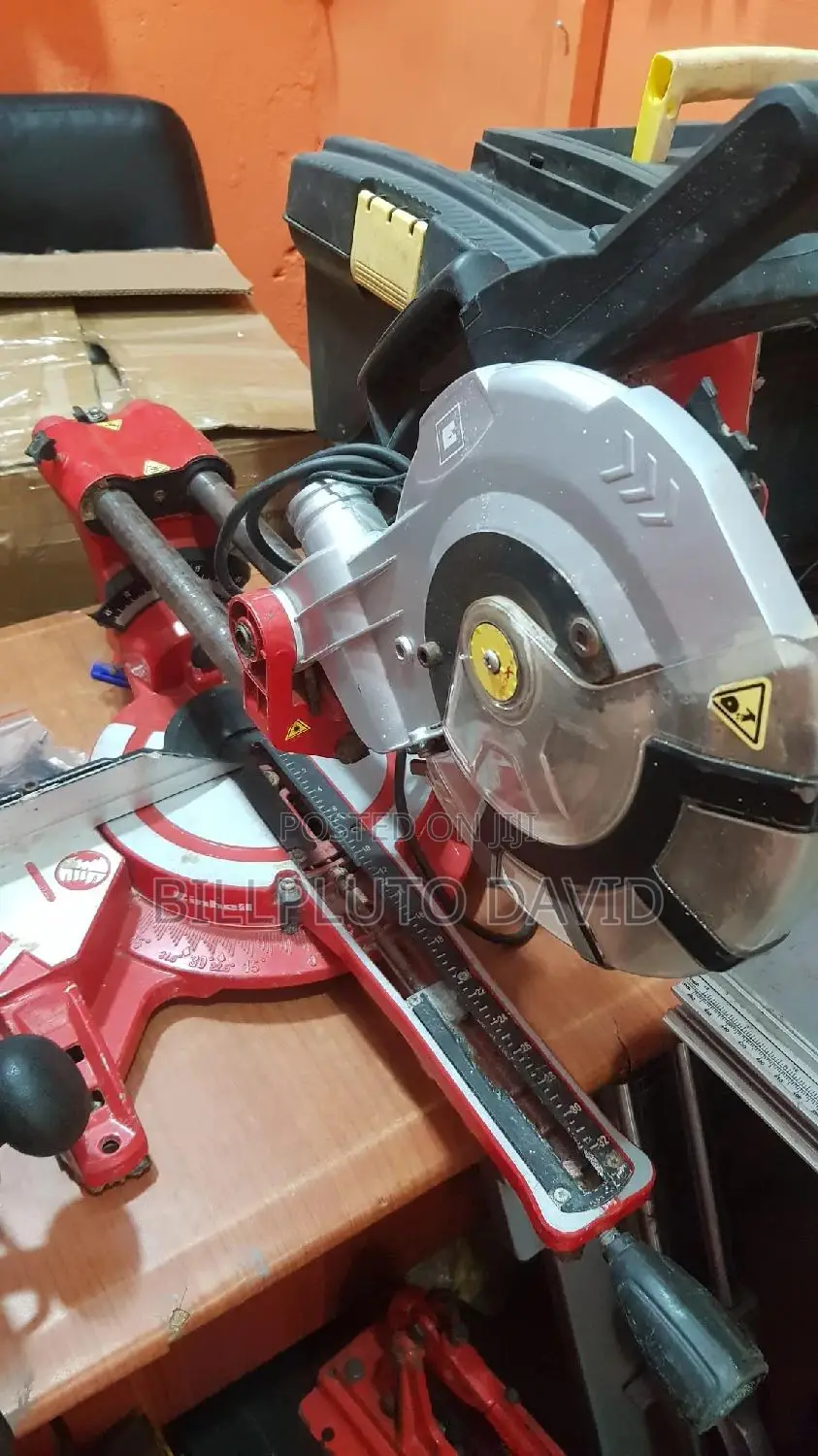 Different Sizes Of Mitre Saw