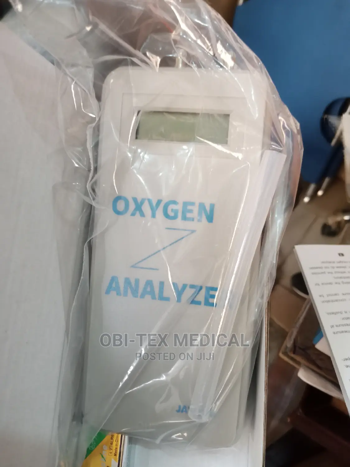 Oxygen Analyzer