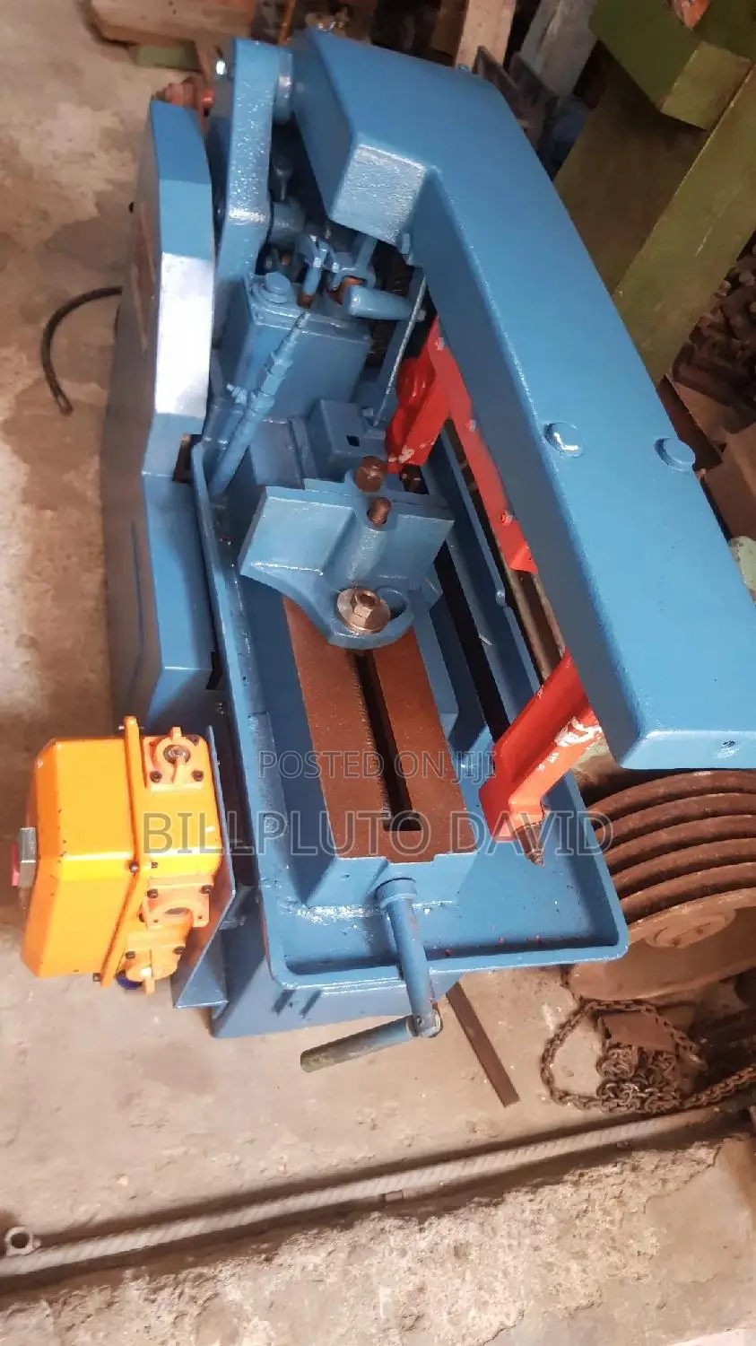 Wood Cuttings Machine