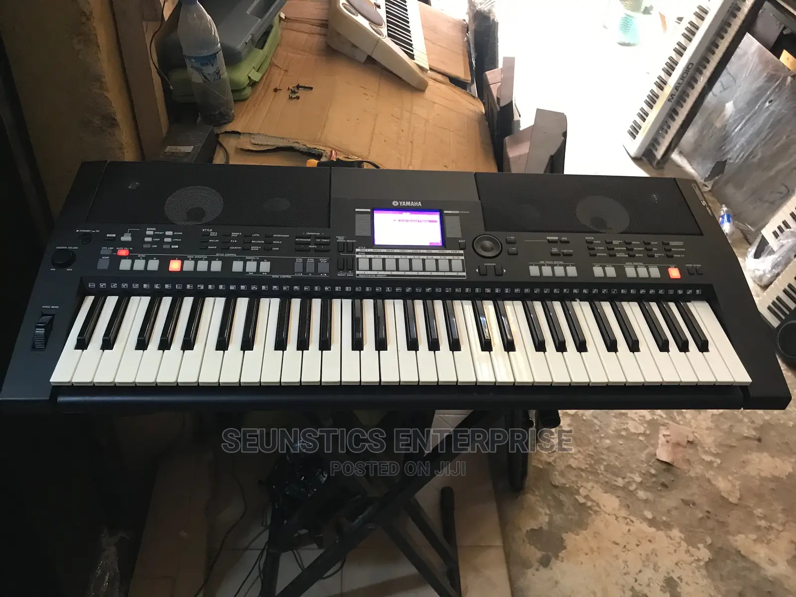 Yamaha PSR S550 Keyboard/Piano