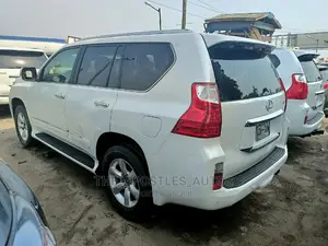 Lexus GX 460 Premium 2013 White