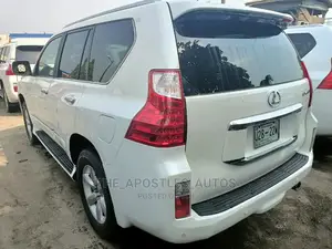 Lexus GX 460 Premium 2013 White