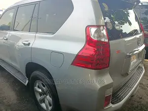 Lexus GX 460 2012 Silver
