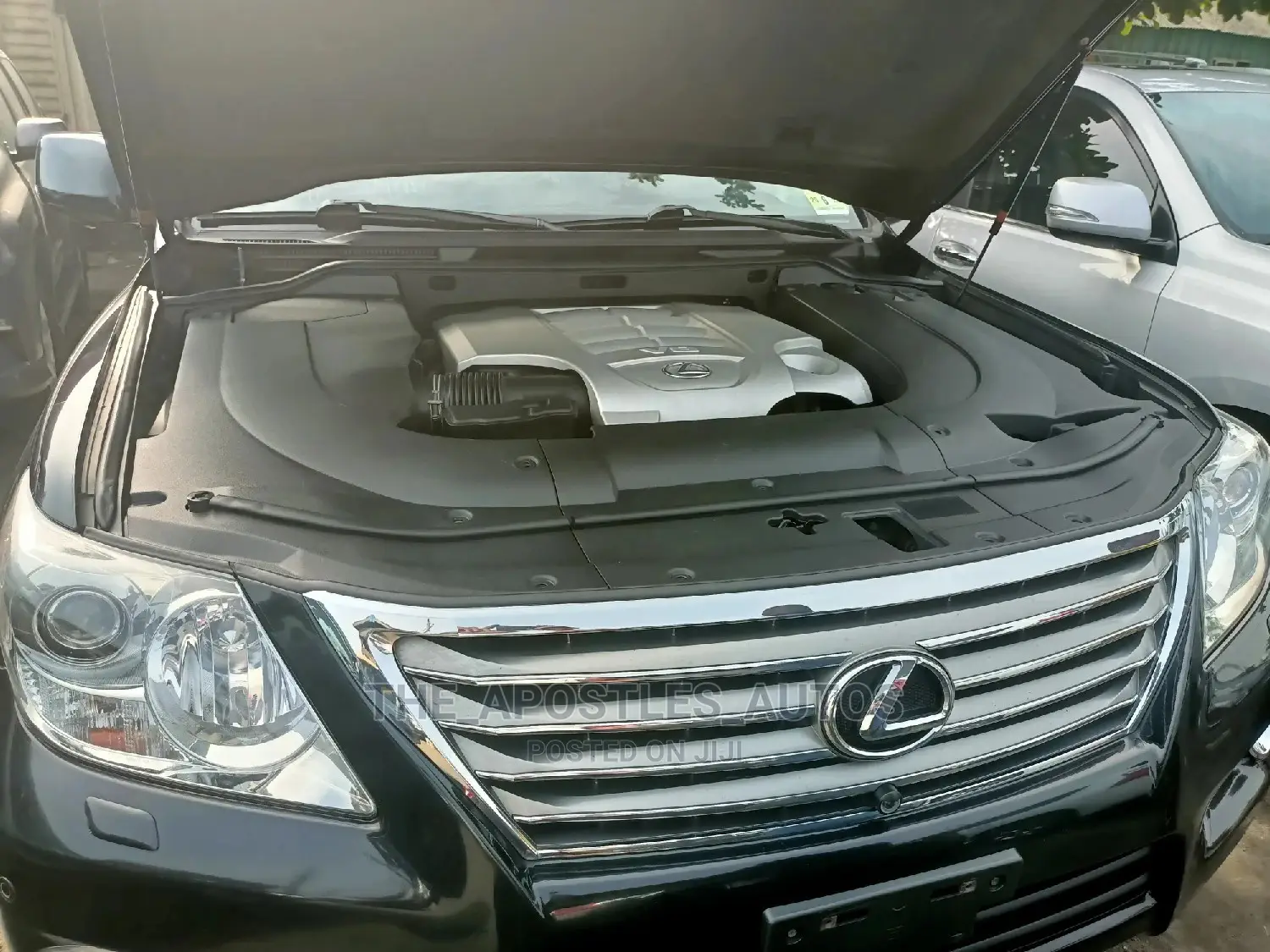 Lexus LX 570 2011 Black