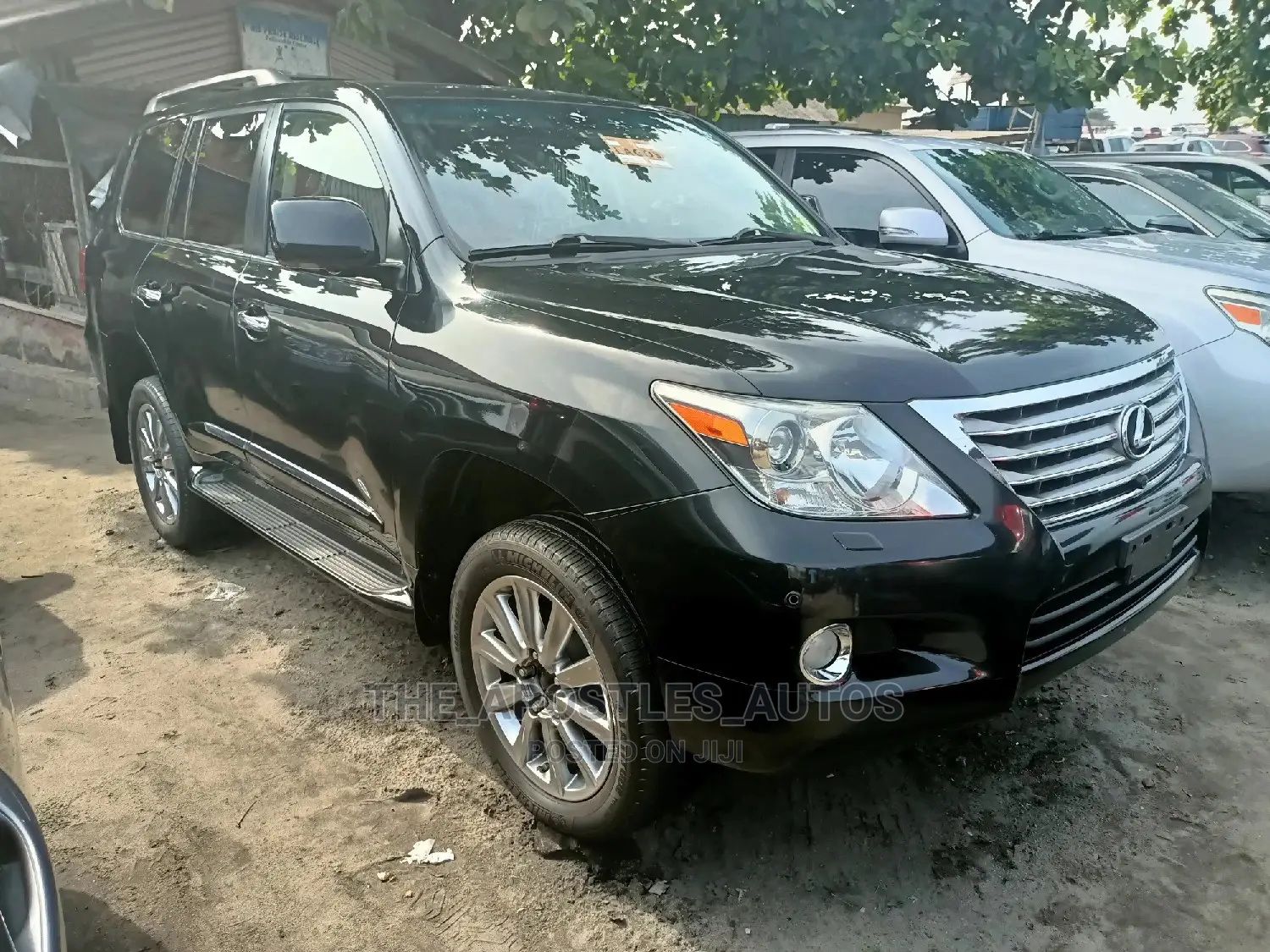 Lexus LX 570 2011 Black