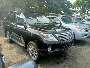 Lexus LX 570 2011 Black