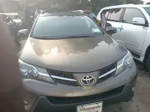 Toyota RAV4 2013