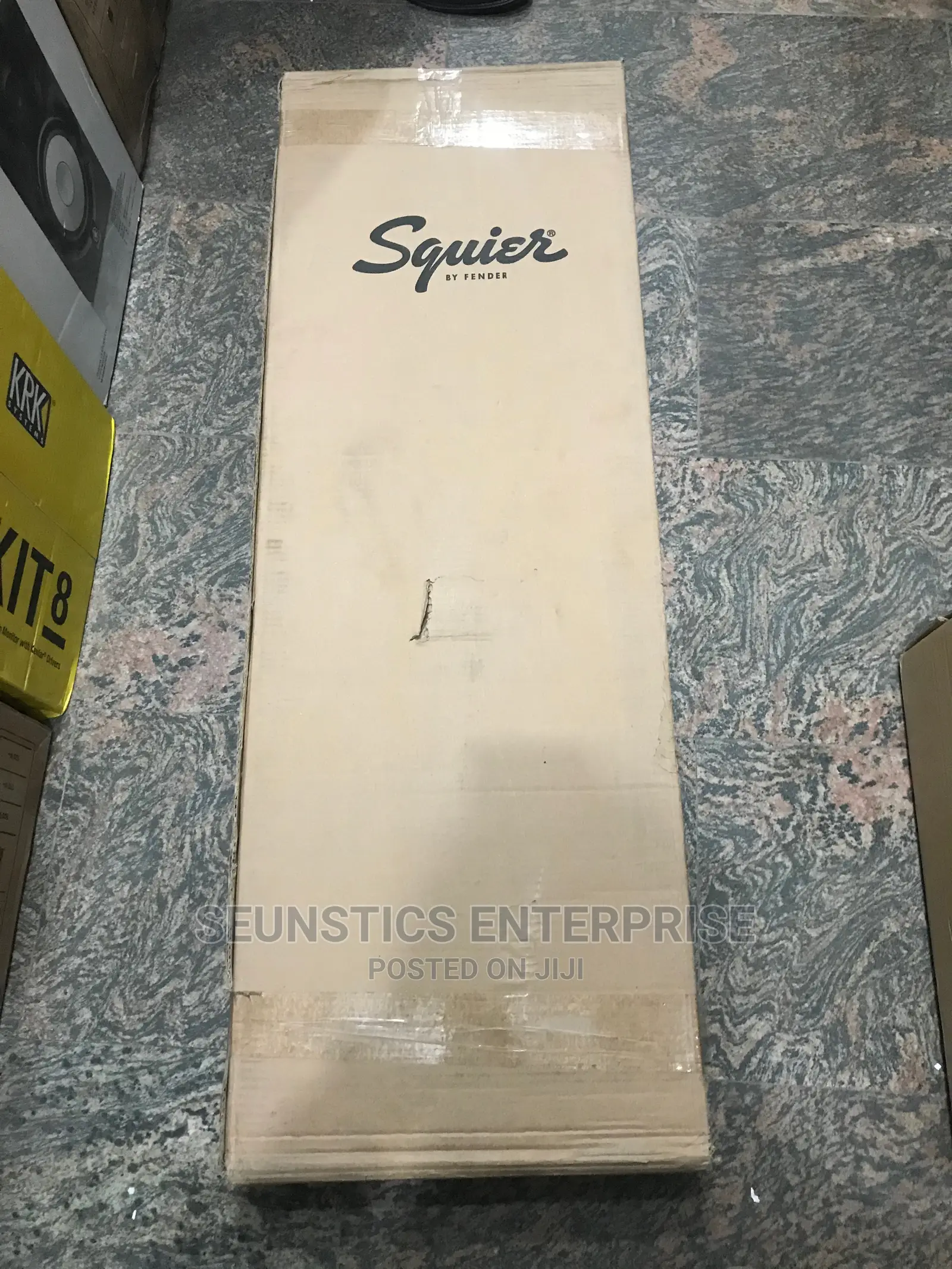 Squier Guitar Stratocaster by Fender