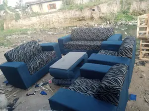 A 7 Seater Sofa With Center Table