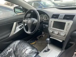 Toyota Camry 2010 Silver