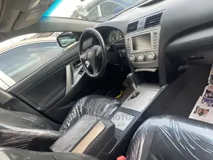 Toyota Camry 2010 Silver