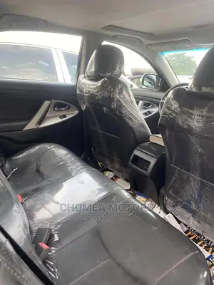 Toyota Camry 2010 Silver