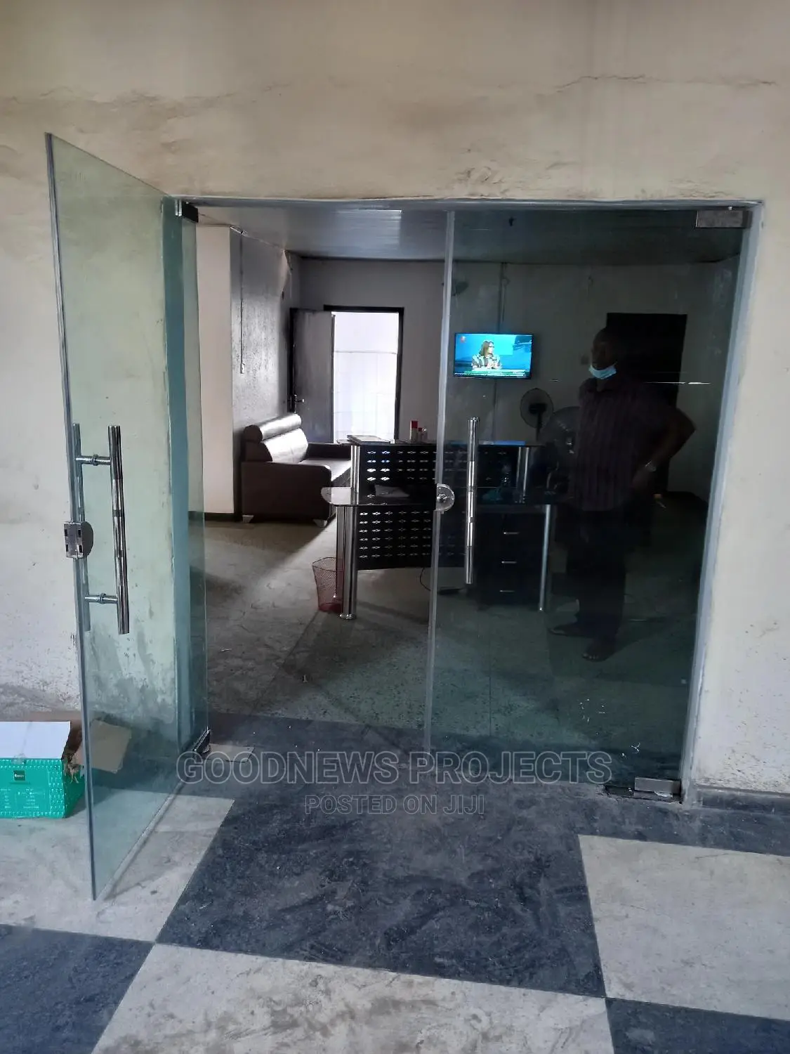 Frameless Tampered Glass Door