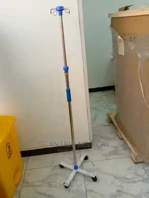 Drip Stand - Low and High Poly