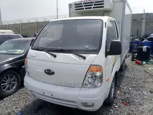 Kia=Bongo =