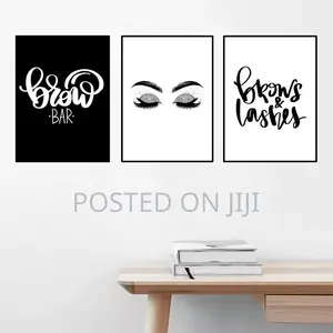 Morden Fashion Eyelash Wall Decor