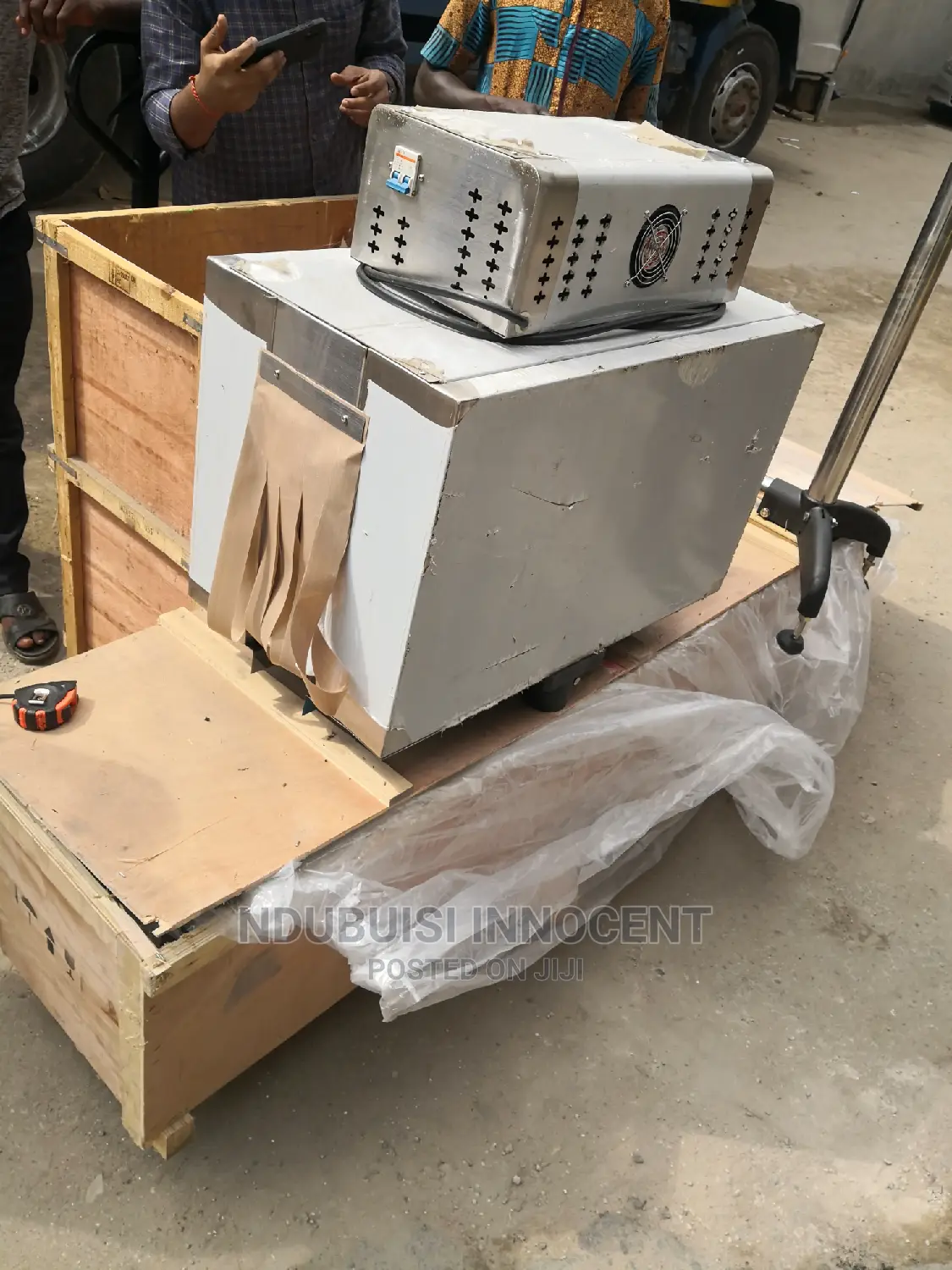 Shrink Tunnel Labeling Machine