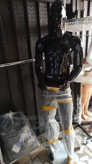 Glossy Black Full Body Beckham Fibre MANNEQUIN