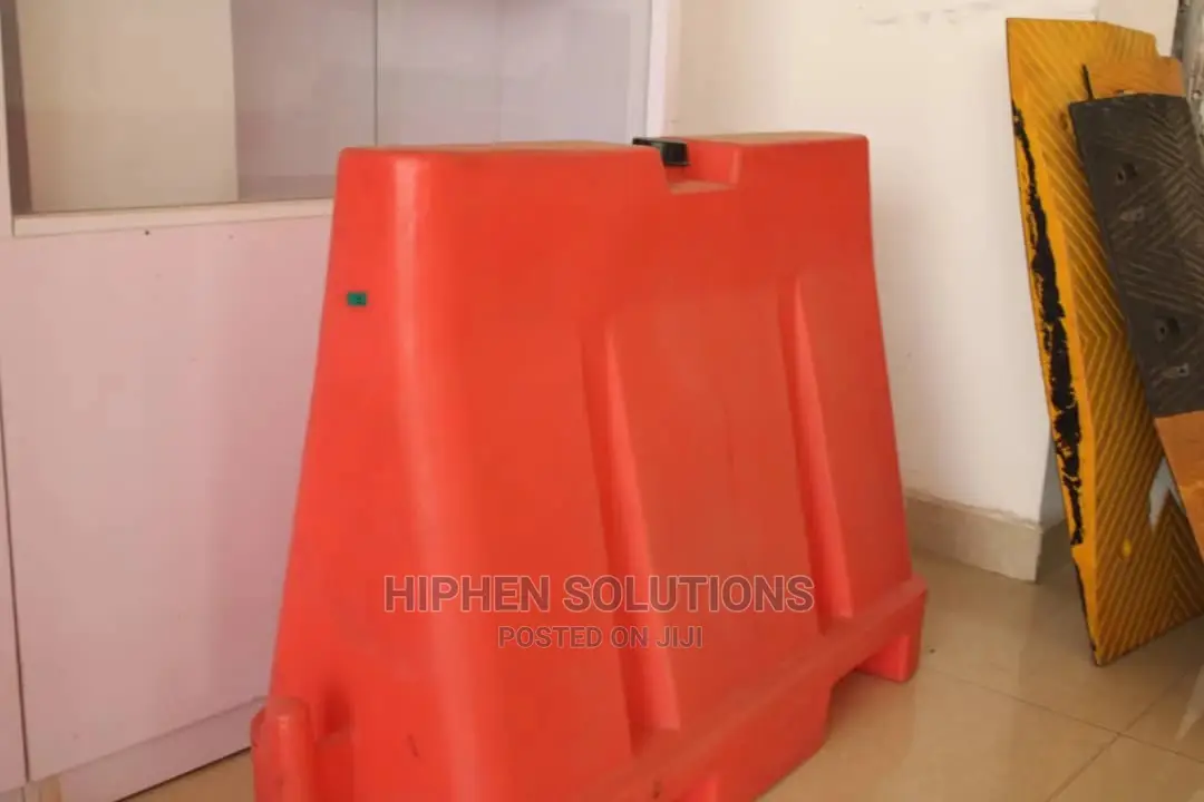 Plastic Barrier Portable Barrier