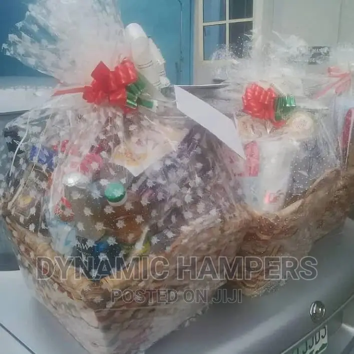 Luxury Hampers/Gift Boxes